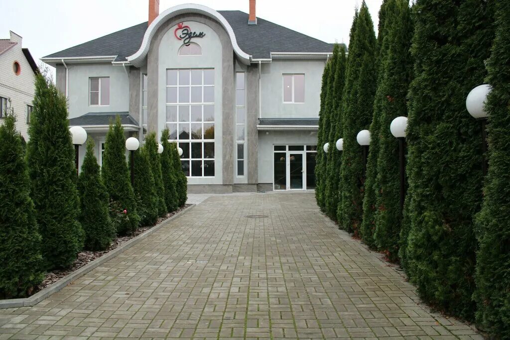 Дом эдем. Белый берег гомельская область. Гомель дом отдыха. Белый берег гомельская область база отдыха. Агроусадьба панский сад.