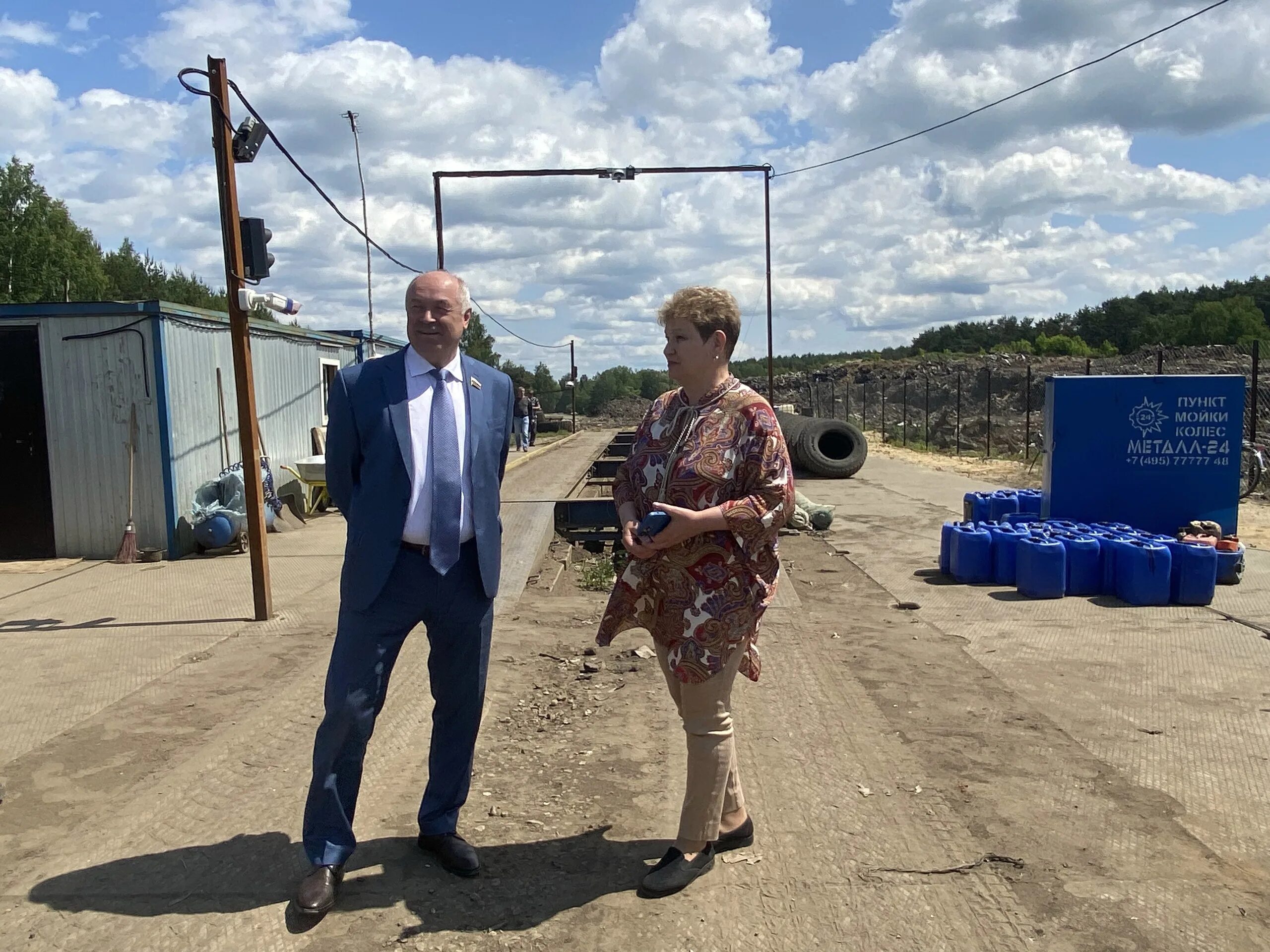 Рыжий рыжий хомяк. Игра хомячки. Хамстер 8 июня. Хамстер 8 июня. Хомяки домашние.