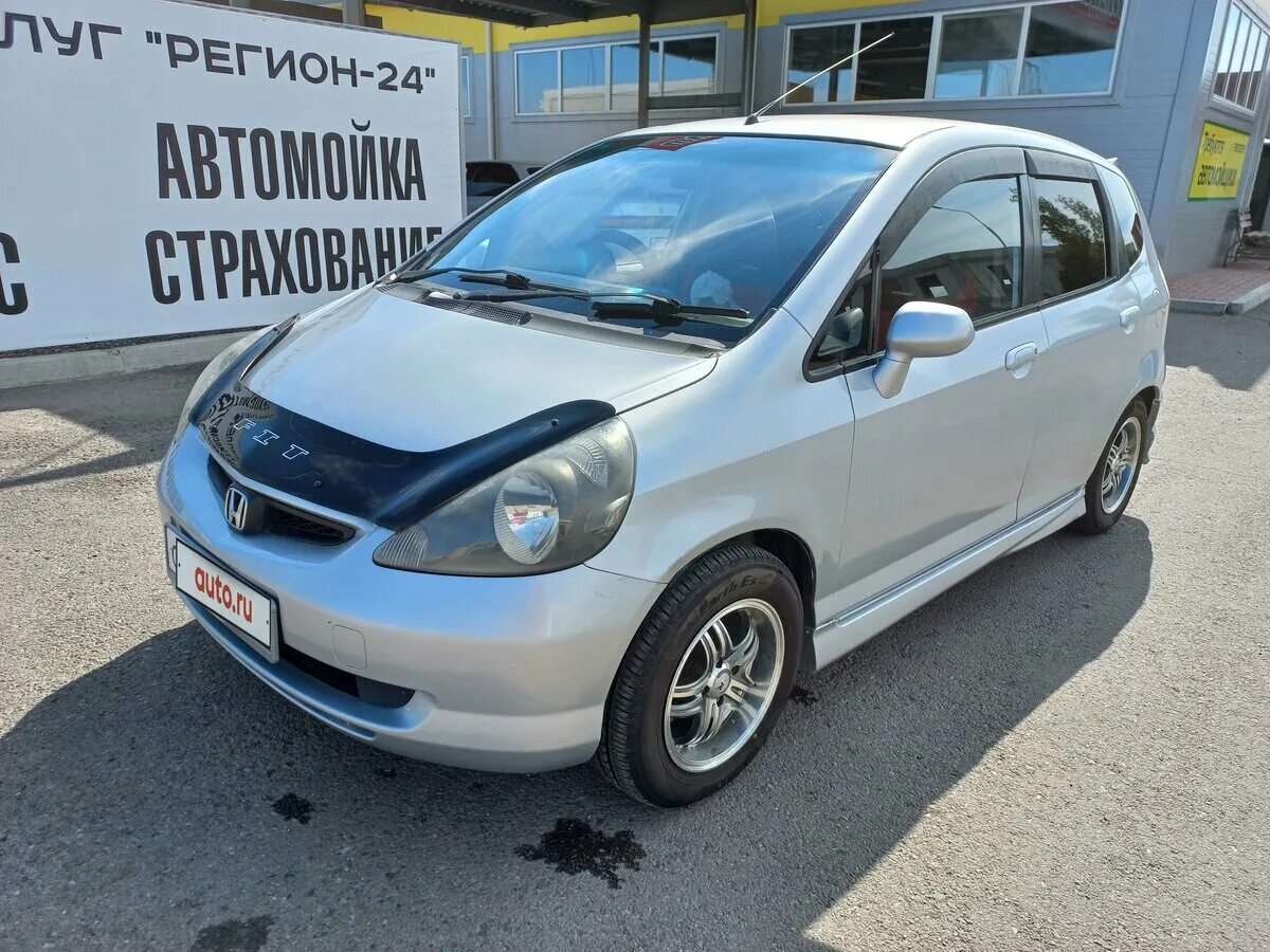 Продам фита. Honda Fit 2003. Хонда фит 2003 года. Honda Fit 2003 год. Машина Хонда фит 2003.