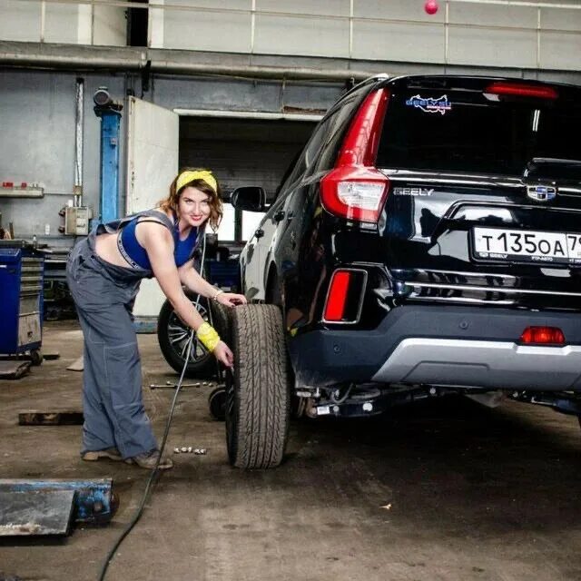 Клубный автосервис шкода. Машина factor. Новый geely. 1. Geely garage.