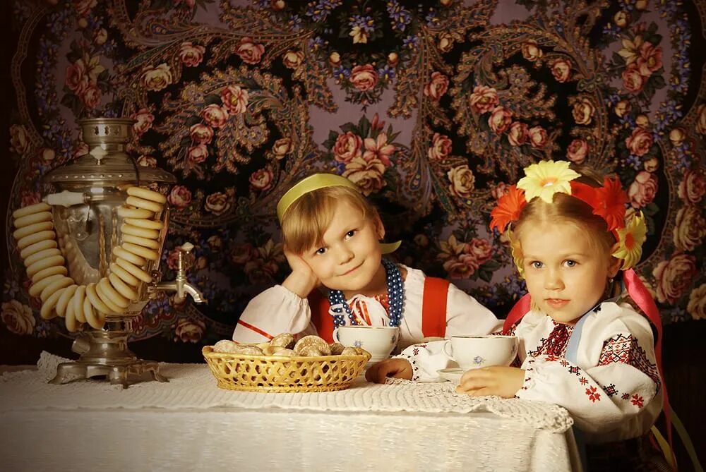 Посиделки у самовара. Русское чаепитие. Фотосессия в русском народном стиле. Русское народное чаепитие. Семейный самовар
