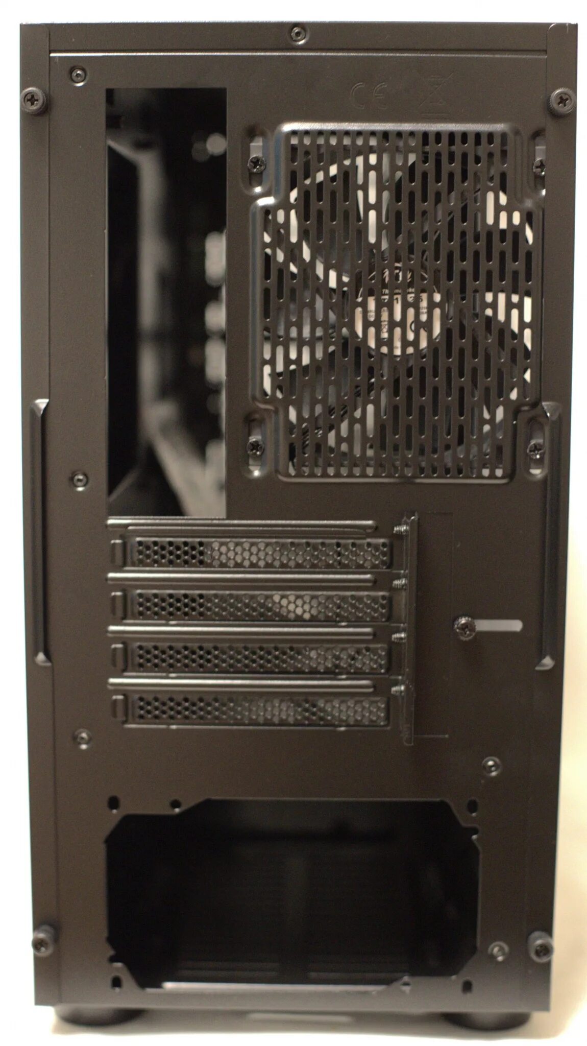 Thermaltake versa h17 ca-1j1-00s1wn-00 black. Versa h18. Versa h18. Thermaltake versa h18 black. Thermaltake versa h18 3000.