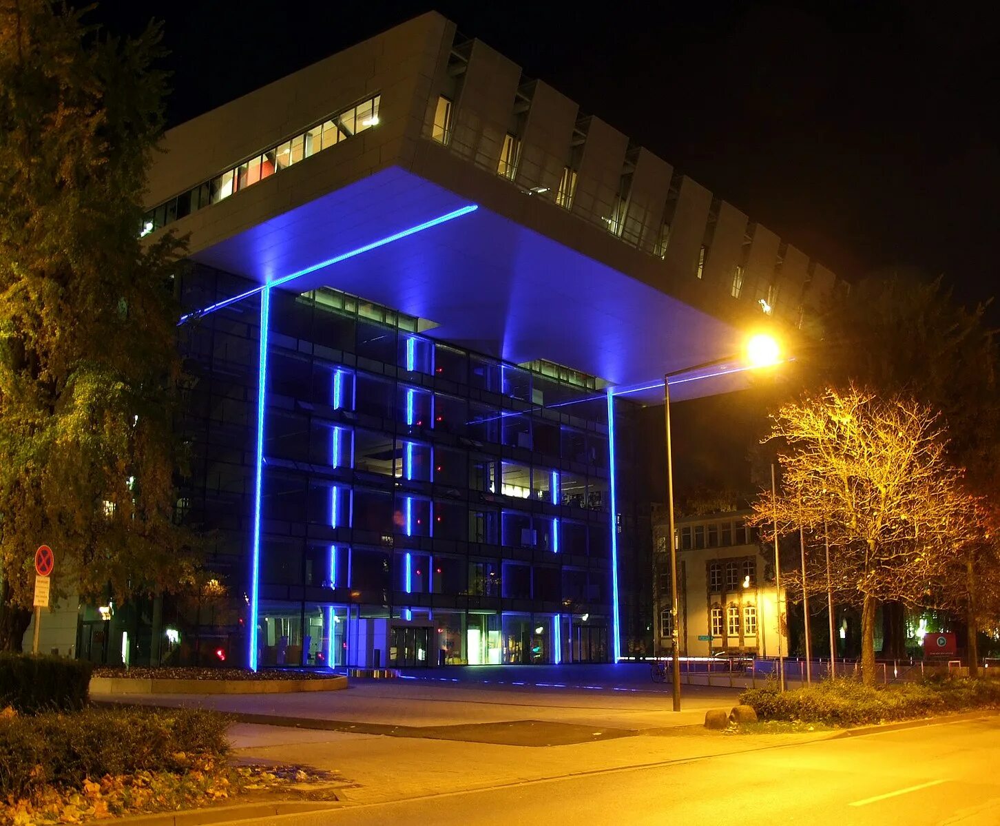 Rwth aachen. Университет ахена. rwth в аахене. рейнско-вестфальский технический университет ахена логотип.