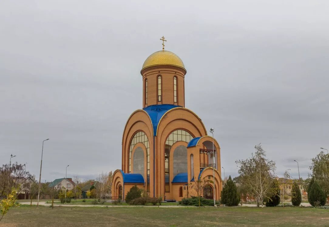 Церковь Воскресения Словущего Буденновск. Город будённовск храм. Церкви города Буденновска. Буденновск Ставропольский край.