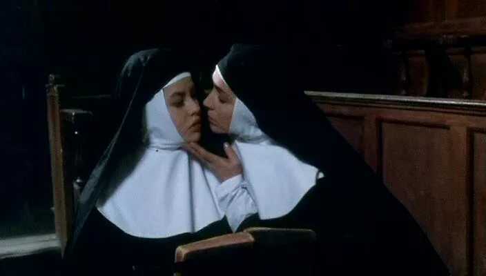 Грешная монахиня фильм 1984. Монастырь греха фильм 1986. Сериал монастырь греха. Ева гримальди монастырь греха. Convent of sinners 1986.