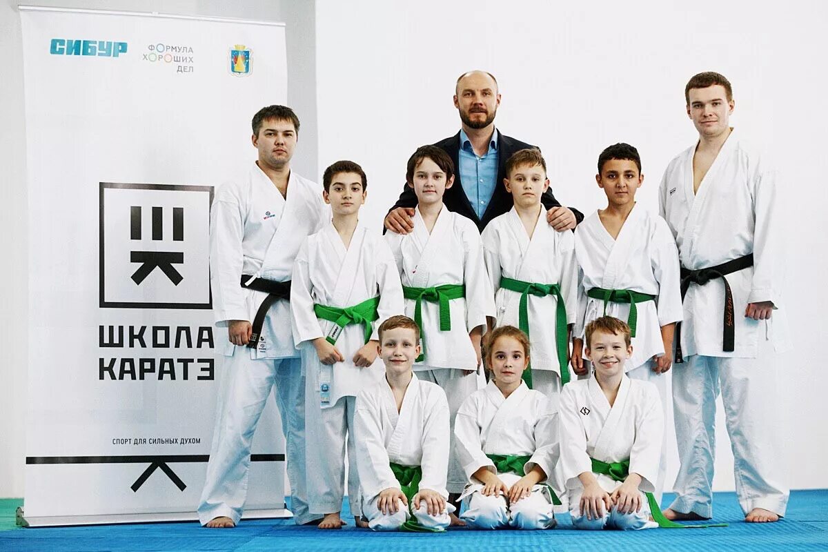 альянс ялуторовск. г ялуторовск бахтиярова. красно белое ялуторовск. ооо сибирячка ялуторовск. альянс ялуторовск.