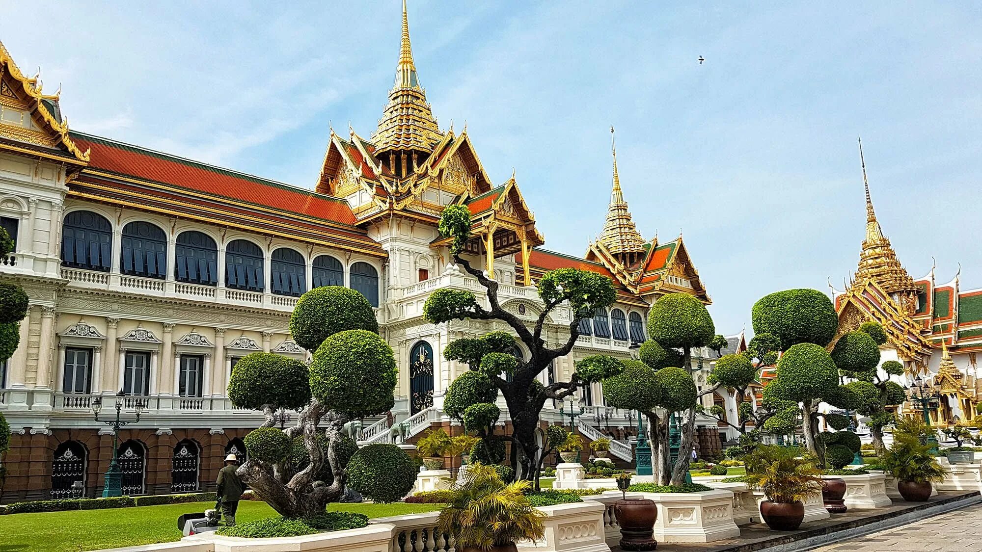 Королевский дворец в Бангкоке. Тайланд Бангкок. Бангкок архитектура. Достопримечательности Тайланда Бангкок. Бангкок в апреле
