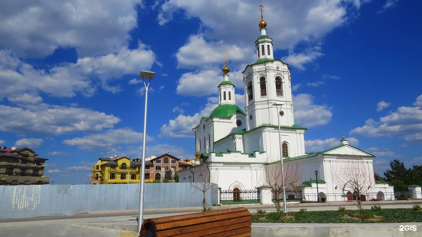 Храм береговое. Георгиевская Церковь Тюмень. Вознесенско-Георгиевская Церковь. Береговая 77 Тюмень храм. Вознесенско-Георгиевская Церковь Тюмень фото.