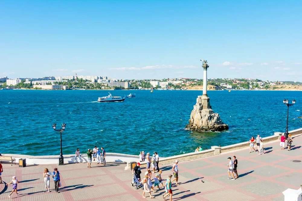 Севастополь сегодня утром. Севастополь. мыс сарыч севастополь. сравнительные фото севастополя украина-россия смотреть.