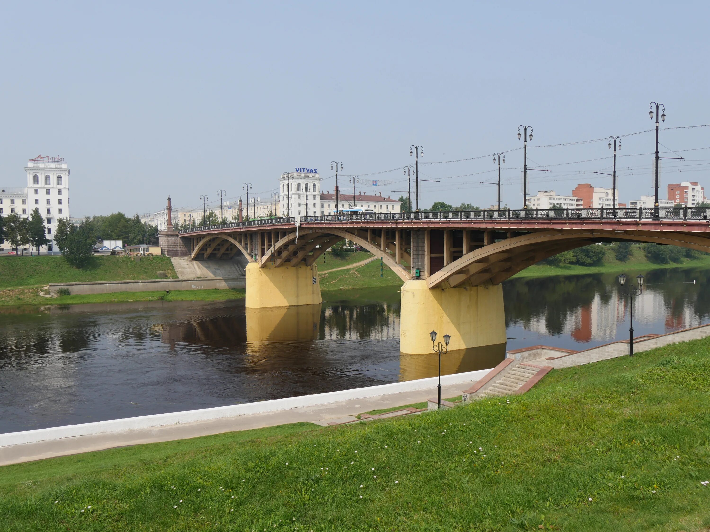 Где находится кировский мост. Витебск мост. Кировский мост в Кирове. Город Киров новый мост. Кировскиймост в Витебске.