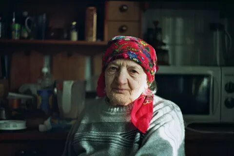 Том бабушка