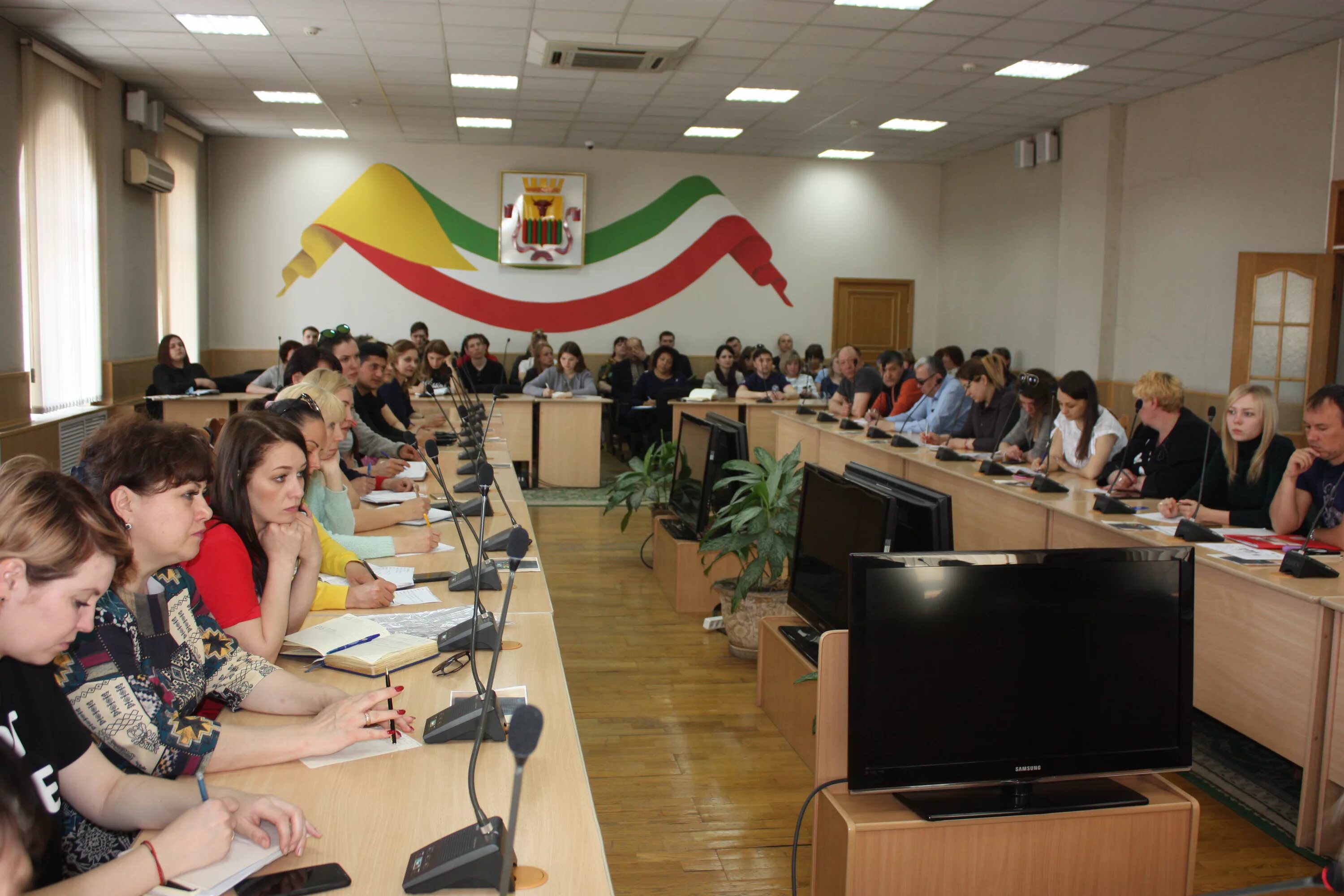 Театр песни и танца забайкалье чита. Городской округ "город чита" глава. Ядрищенский александр николаевич. Вакансии комитет чита. Вакансии комитет чита.