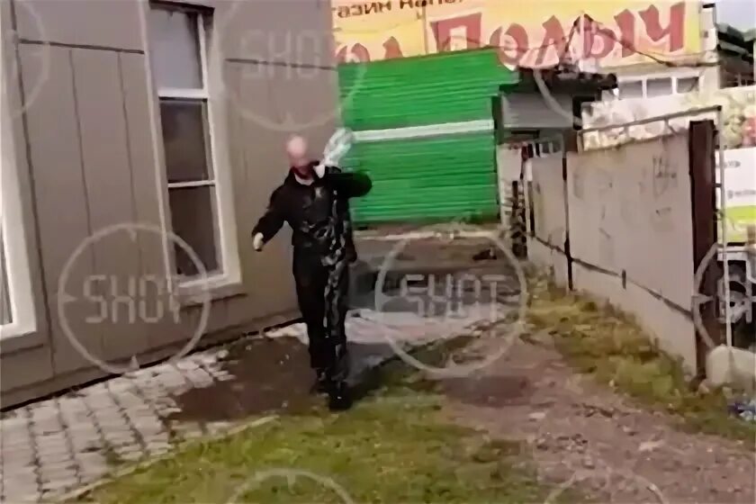 в абакане мужик