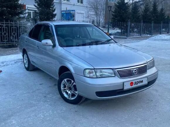 Ниссан санни 14 кузов. Ниссан Sunny 2003. Ниссан Санни 2003 салон. Nissan Sunny супер салон. Ниссан Санни Улан Удэ.