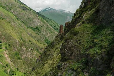 Ущелья кавказских гор