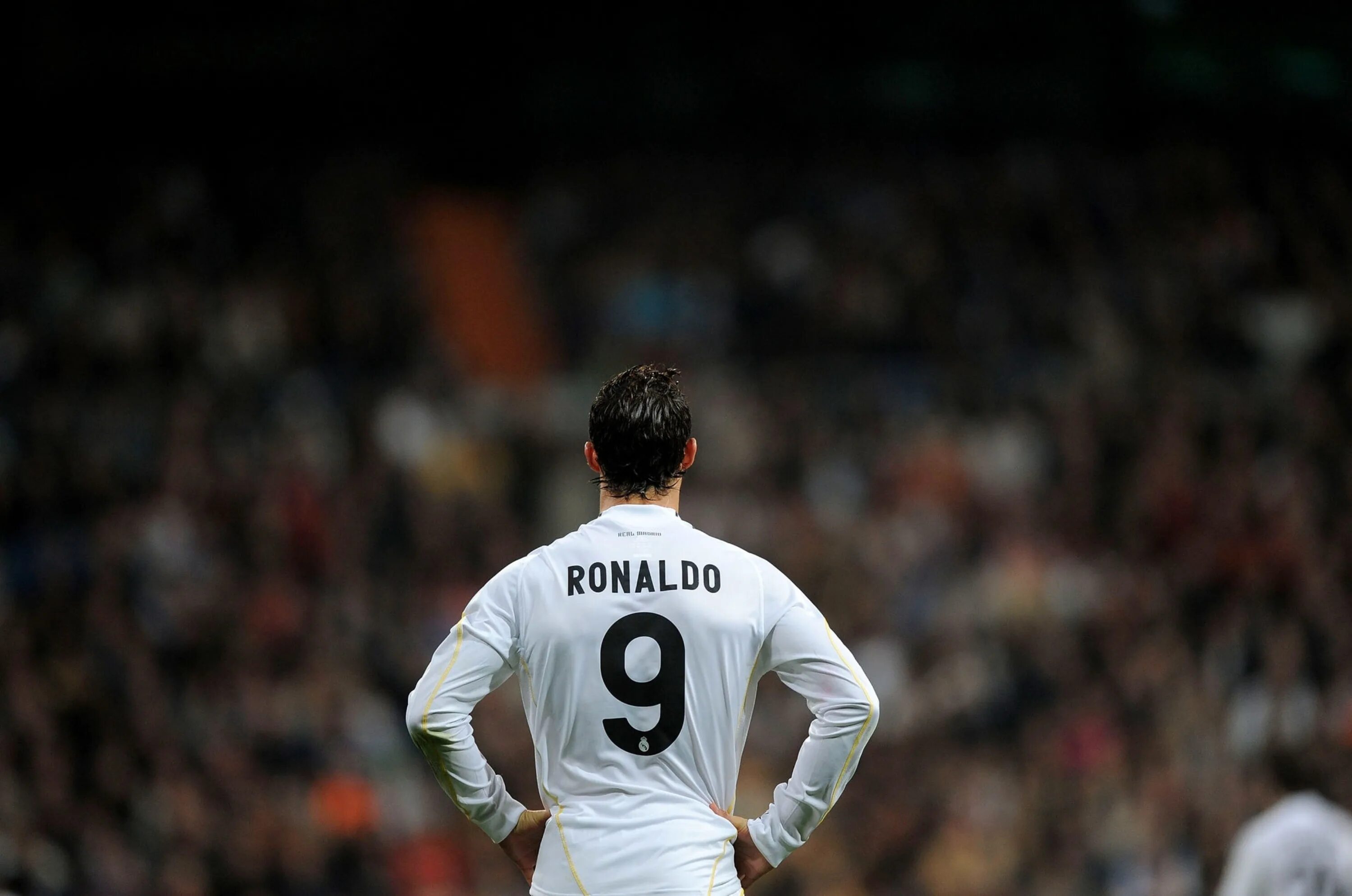 Роналдо под. Роналдо 2009 Реал Мадрид. Роналду Реал Мадрид 2010. Криштиану Роналду 2009 Реал. Криштиану Роналду 9 номер Реал.