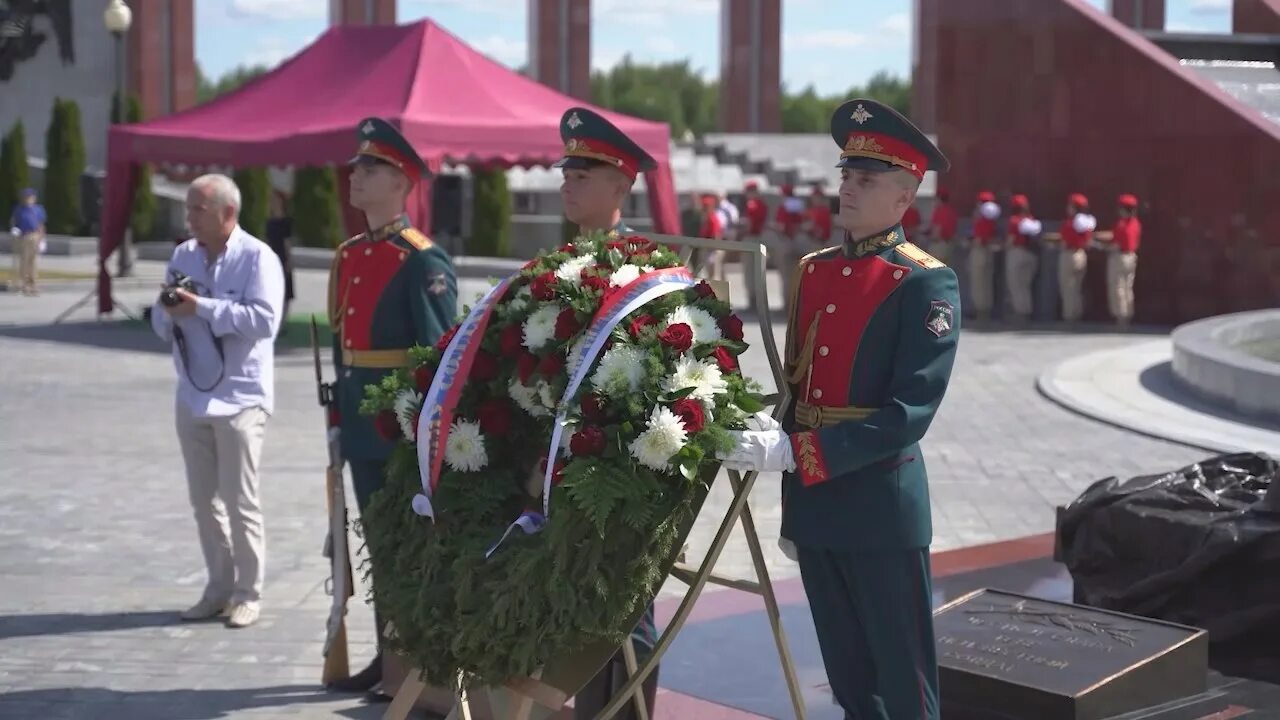 Пантеон защитников отечества в мытищах фото