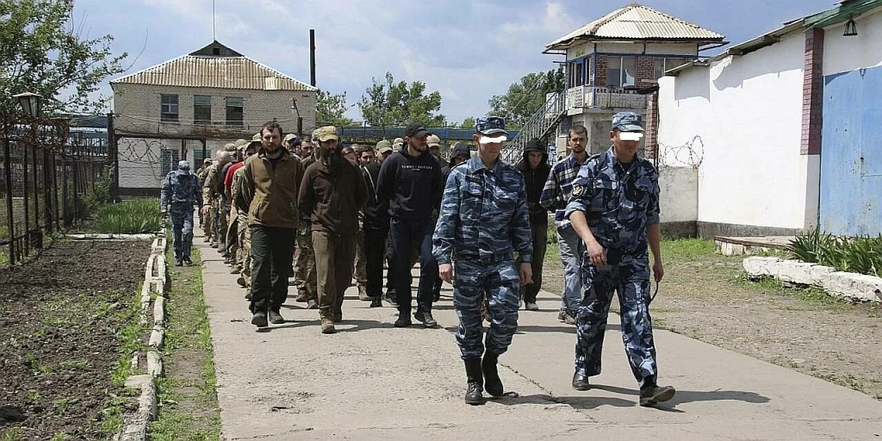 Шталаг 308 viii-e нойхаммер. Где находятся пленные. Концлагерь дулаг 126 смоленск. Советские военнопленные 1942. Лагеря военнопленных в 1941.