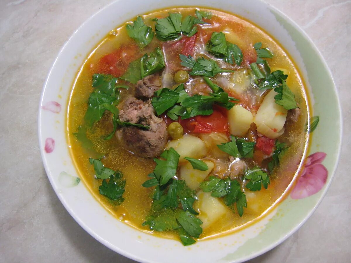 Рецепт приготовления первых блюд. Суп туриста. Легкие первые блюда. Походный суп. Первое блюдо на Свиньине.