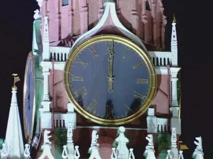 Бой курантов и гимн на новый год