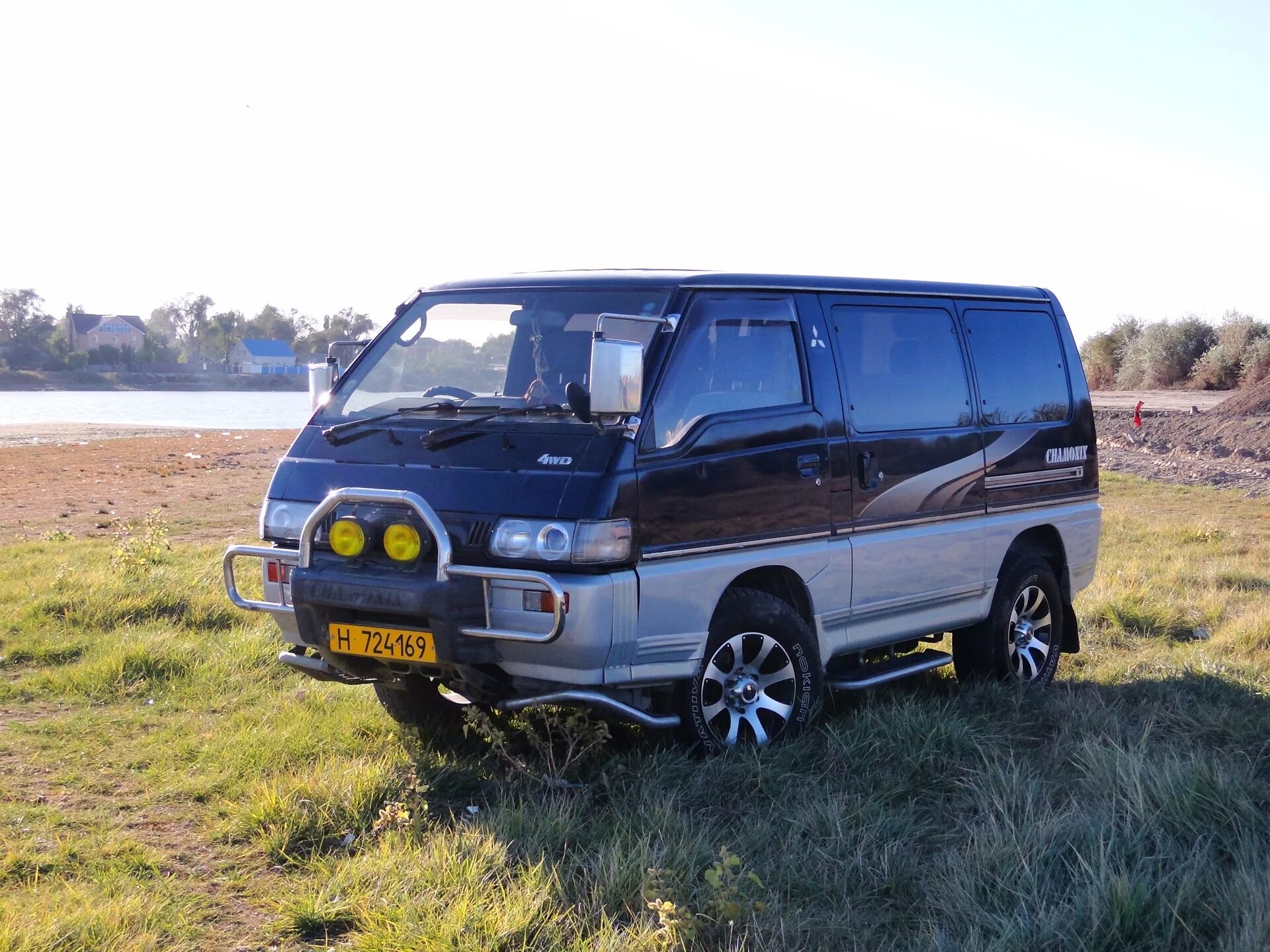 Mitsubishi Delica p35. Mitsubishi Delica 2023. Mitsubishi Delica 95. Митсубиси Делика 2.