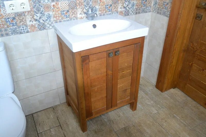 Diy тумба под раковину в ванную. Тумба под раковину в ванной. Сделать тумбочку под раковину. Тумба под раковину своими руками. Тумбочка под раковину в ванную.