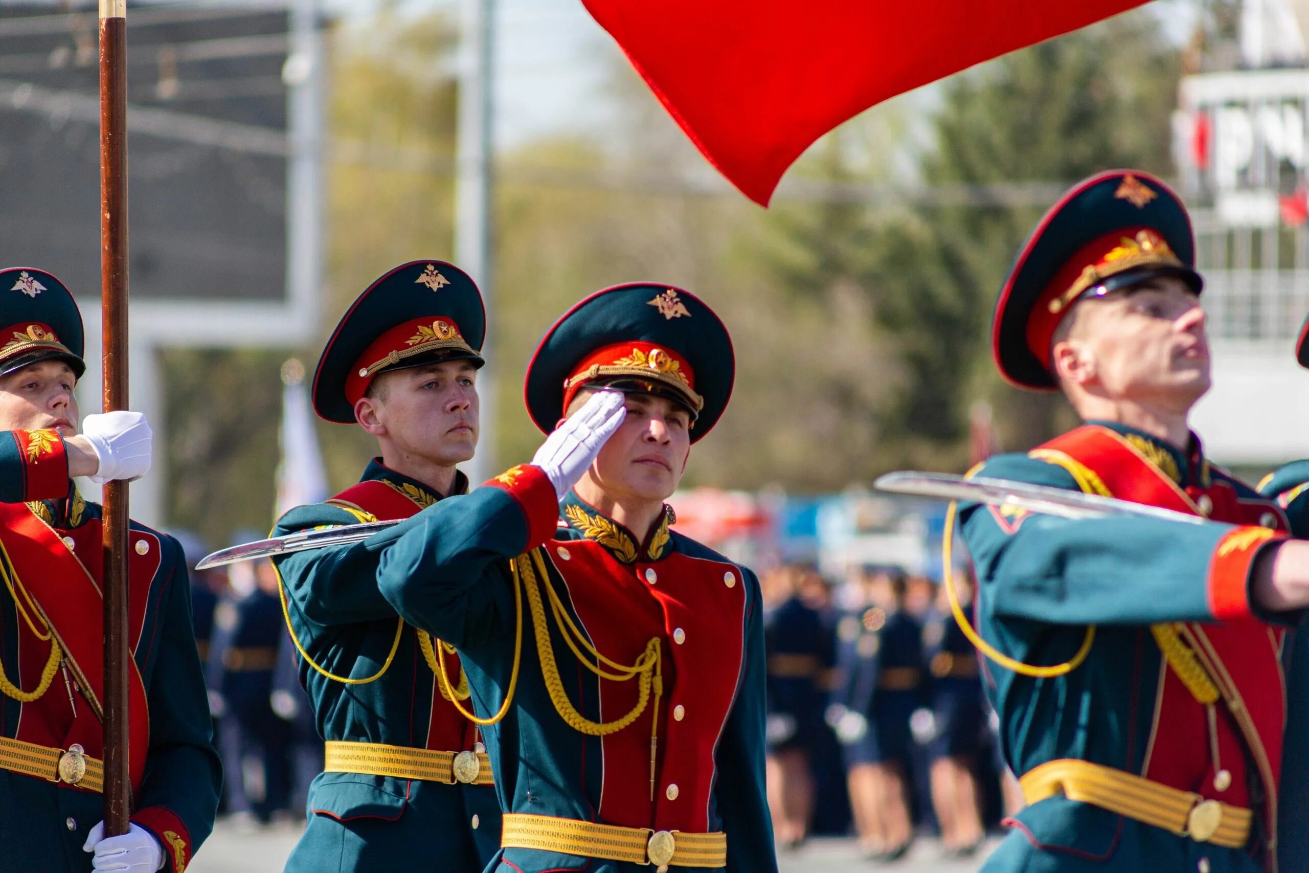 9 мая пройдет. Парад победы 2025 новосибирск. парад в новосибирске 2025 9 мая. юнармия на параде победы 2025. парад победы 2018 в новосибирске.