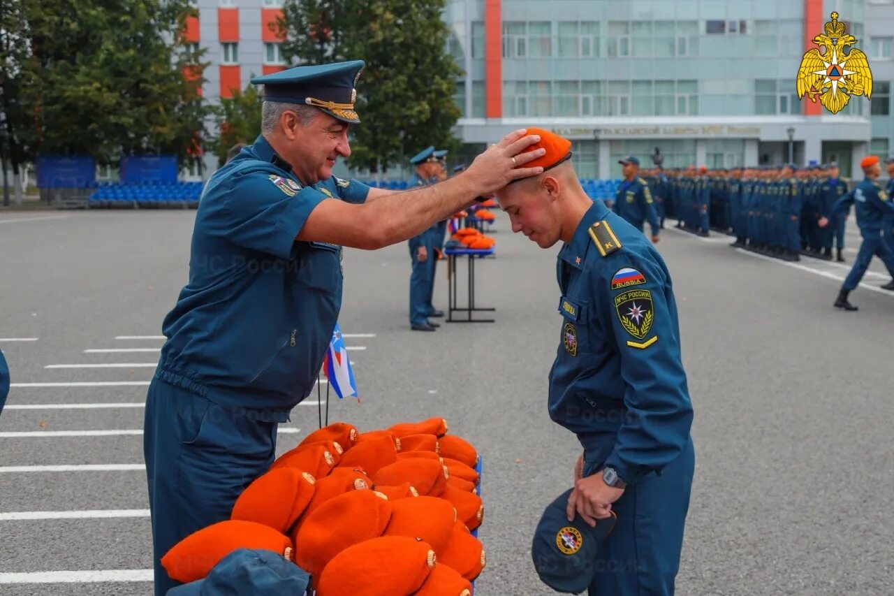 АГЗ МЧС России. Академия гражданской защиты МЧС России. Берет оранжевый (МЧС). Курочкин АГЗ МЧС.