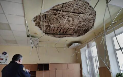 Обвалился потолок