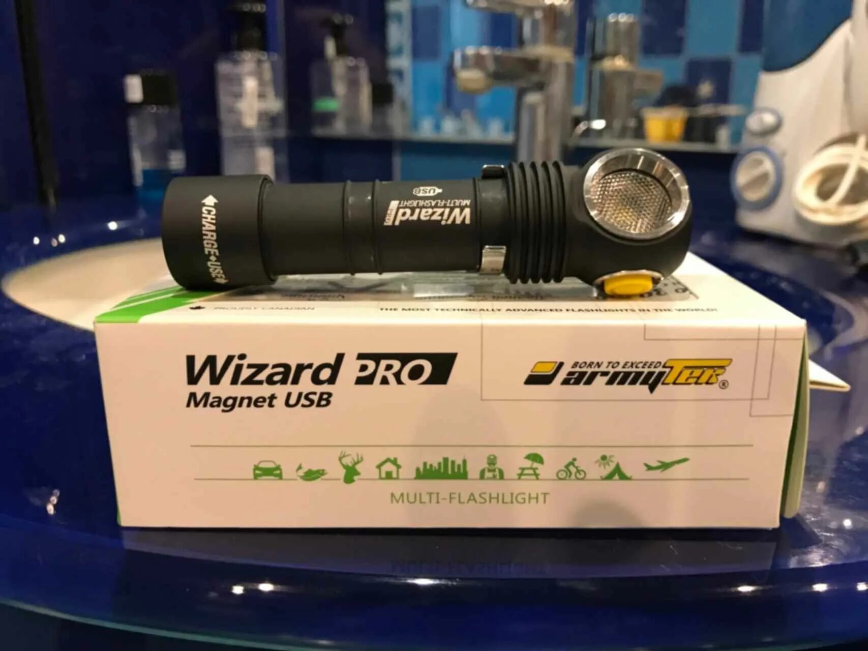 Wizard pro купить. Armytek Wizard 3. Wizard Pro v3. Фонарик Wizard. Wizard Multi-Flashlight.
