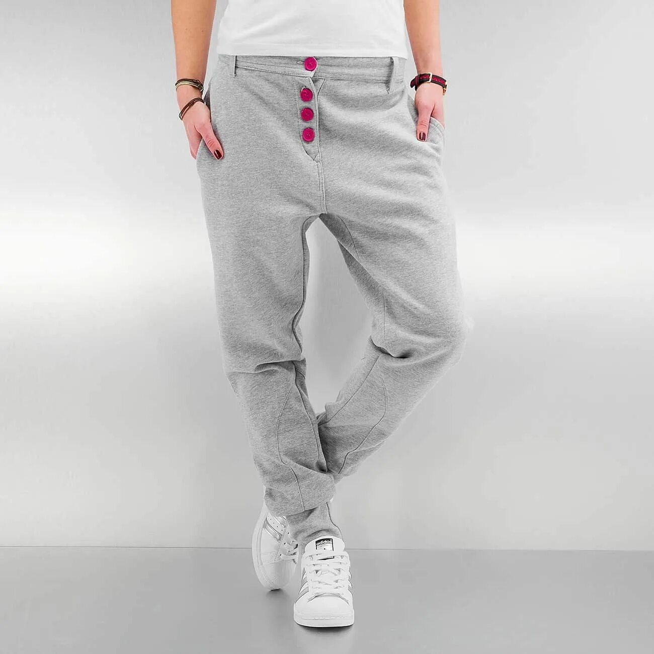 Широкие спортивные штаны мужские. Штаны jack jones core. Jack&jones брюки джоггеры мужские. Штаны мужские спортивные active jogger. Divine спортивные штаны мужские.