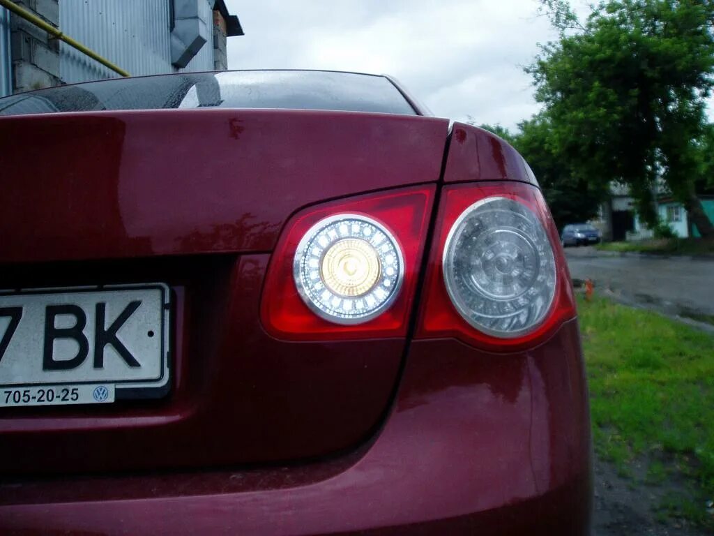 фара задний ход фольксваген. фонарь заднего хода jetta 6. задний ход гольф 5. джетта задний ход. Jetta 6 лампы заднего хода.