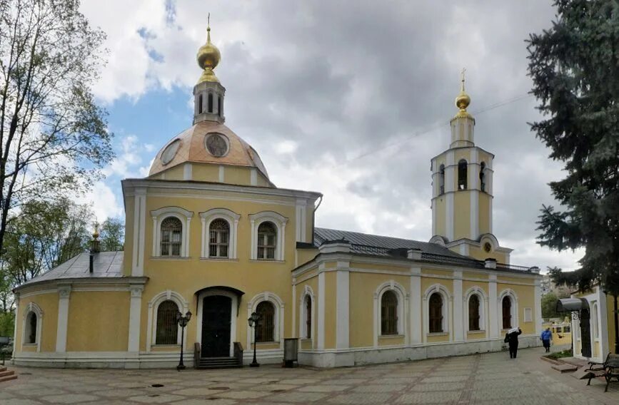 Храмы на соколе москва. Храм всех святых во всехсвятском. храм всех святых на соколе. всехсвятская церковь сокол. всехсвятская церковь москва.