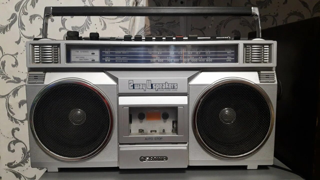 Sharp gf-3939. радиотехника 222с. радиотехника 20 века форум. современная радиотехника. магнитола sharp 6262.