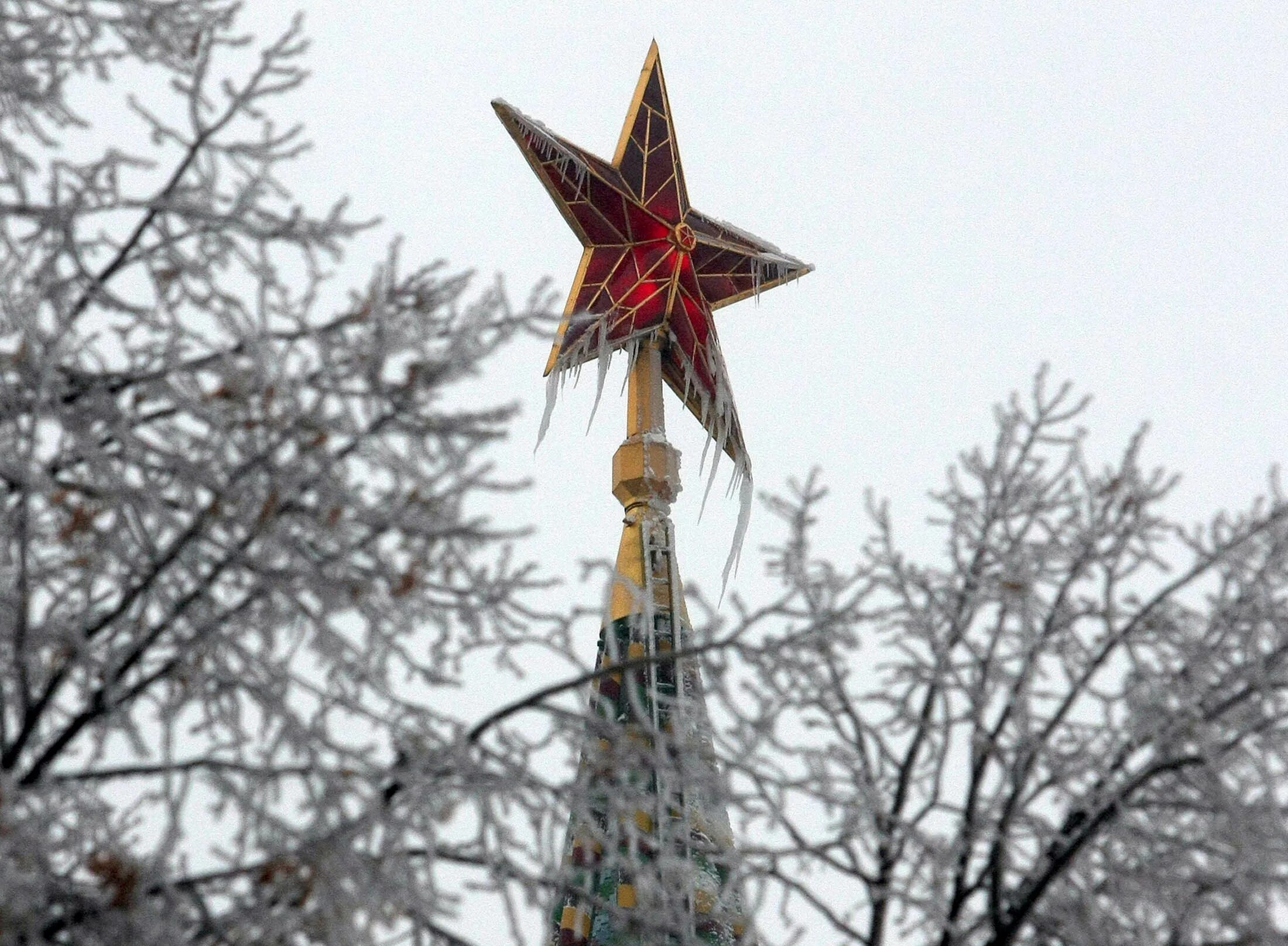 Звезды Кремля. Кремлёвские звёзды. Кремлевские звезды зимой.