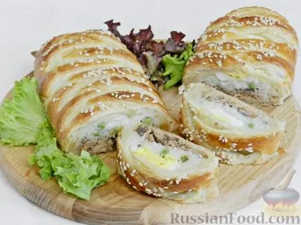 Пирог из слоеного теста рис яйцо