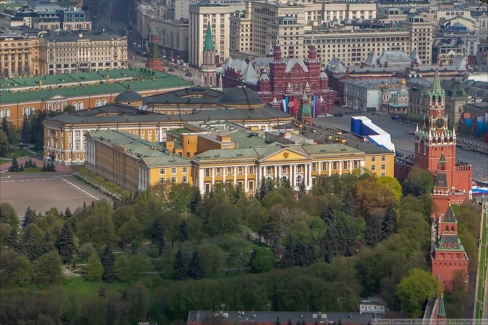 14 й в г. 14 Корпус Московского Кремля. Кавалерский корпус Московского Кремля. 14 Корпус Кремля школа ВЦИК. 14 Корпус Московского Кремля снесли.