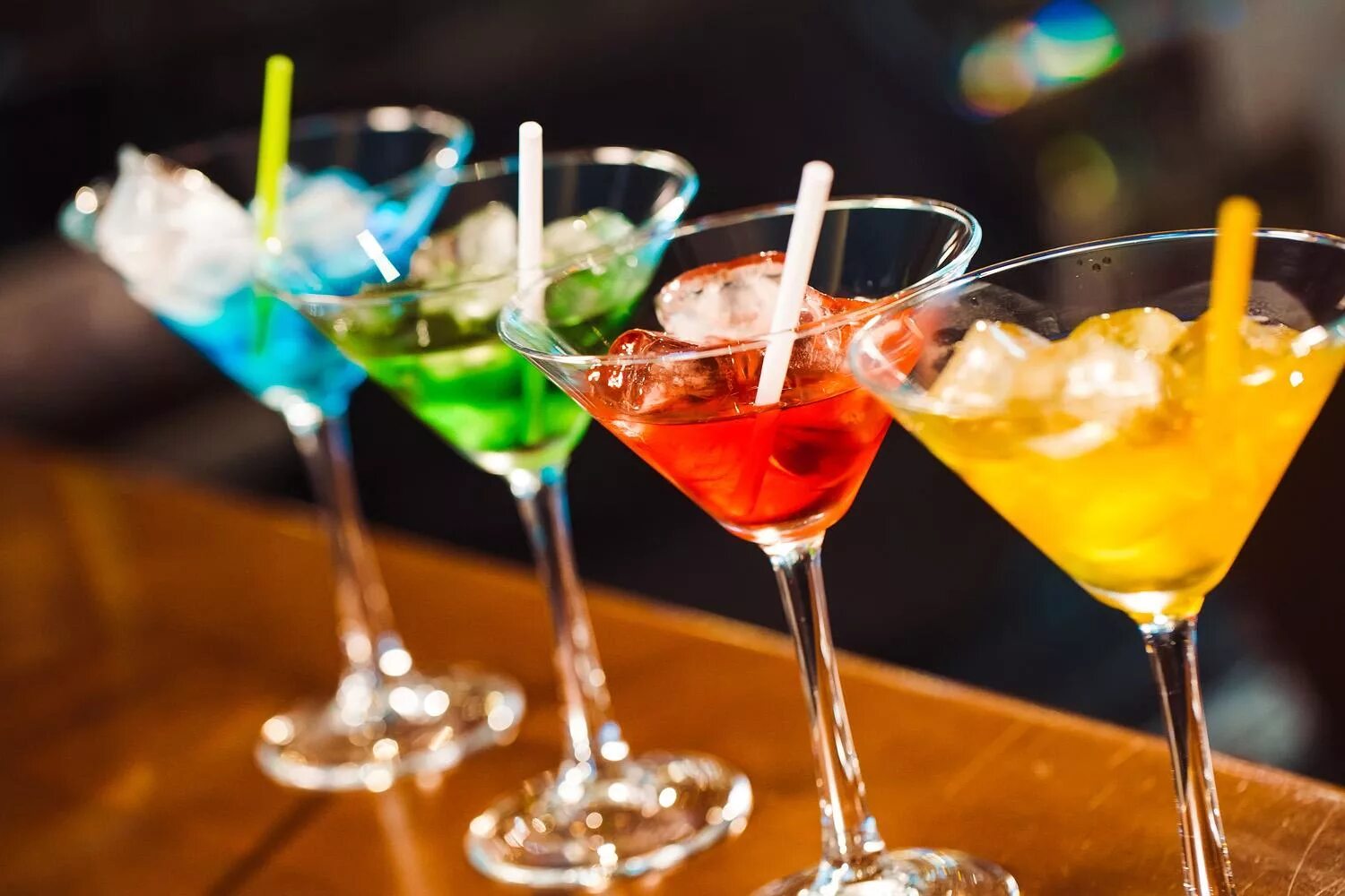 Cocktail 1. Красивые коктейли. Разноцветные коктейли. Барные напитки. Коктейль бар.