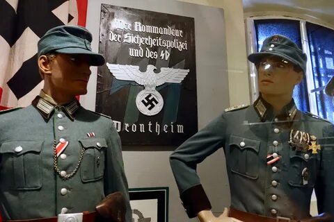 Nazi uniform