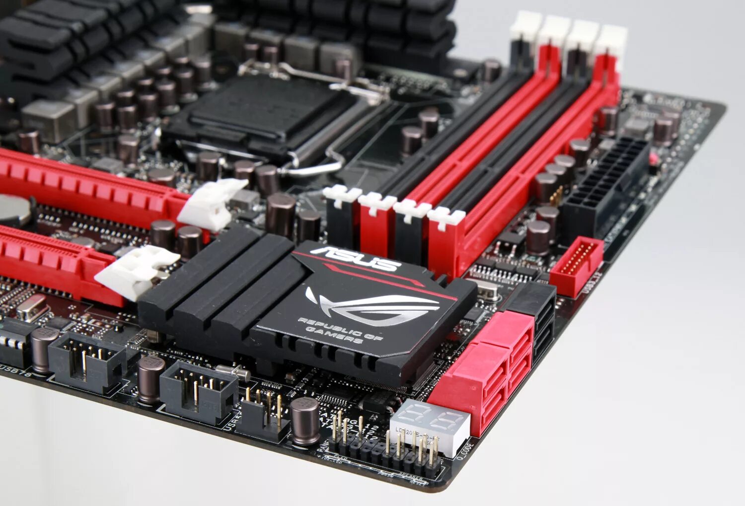 Asus maximus 5 gene. Asus maximus v gene. Материнская плата asus maximus v gene. Asus rog z77. Asus maximus v gene.
