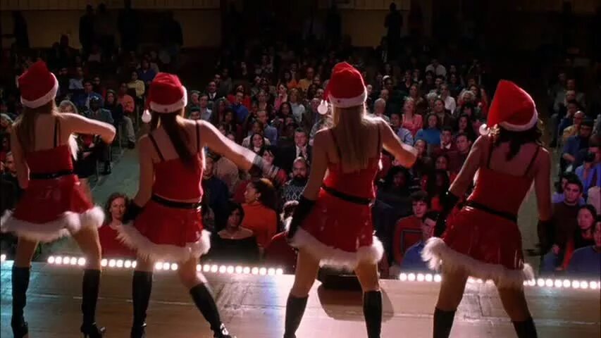 Танцует и поет раньше была. Танцует и поет раньше была. Танцует и поет раньше была. Статус про настроение женщины. Гифки танцы зажигательные.