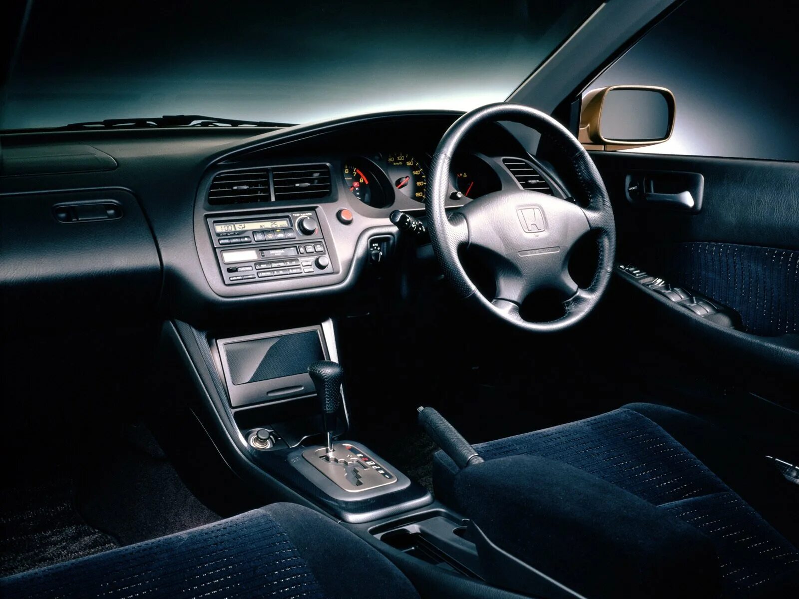 Хонда аккорд 6 поколения салон. Honda accord 6 поколение. Honda accord 2001 салон. Honda accord 2001 салон. Салон хонда аккорд 6.