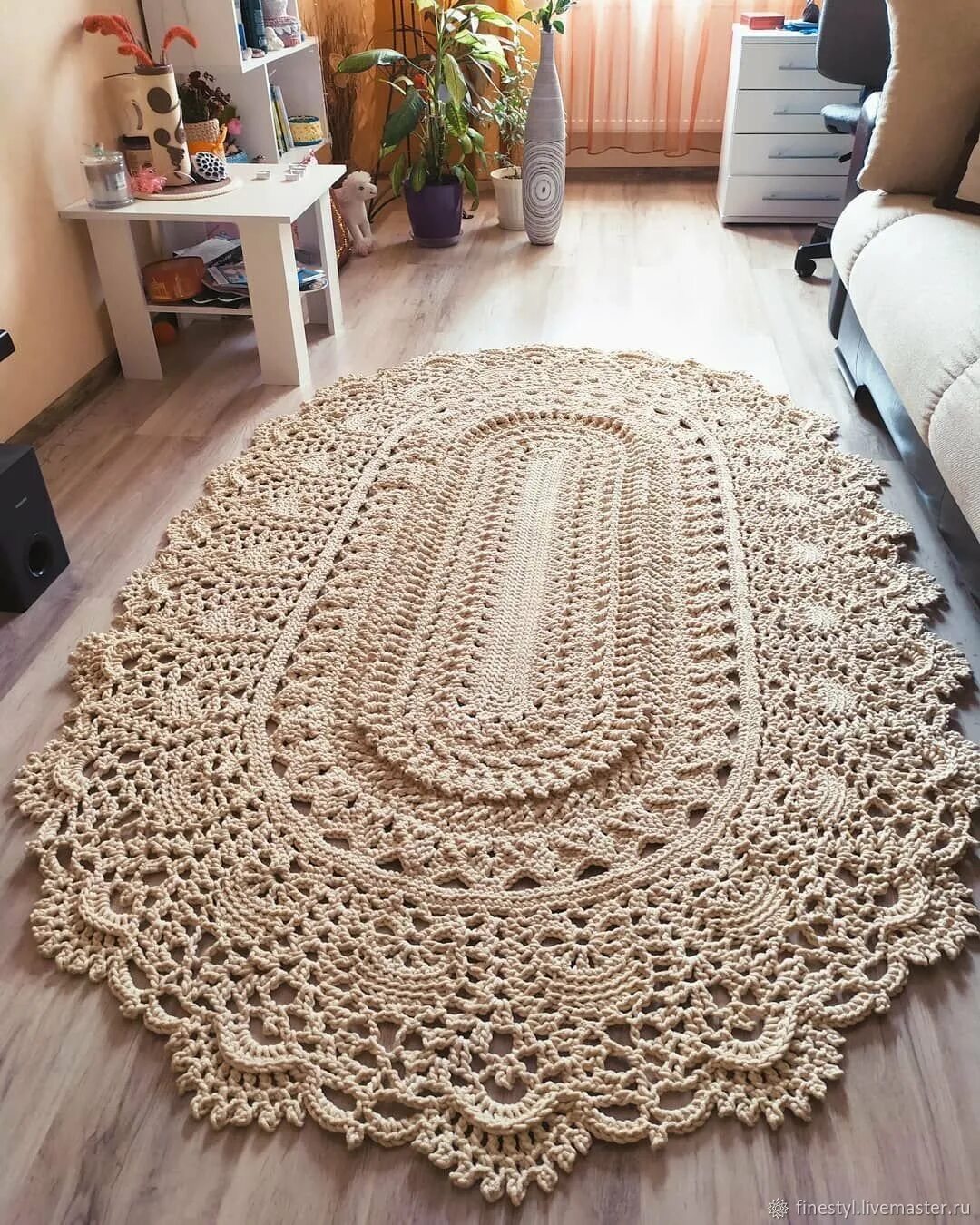 Вязание ковров из полиэфирного шнура
