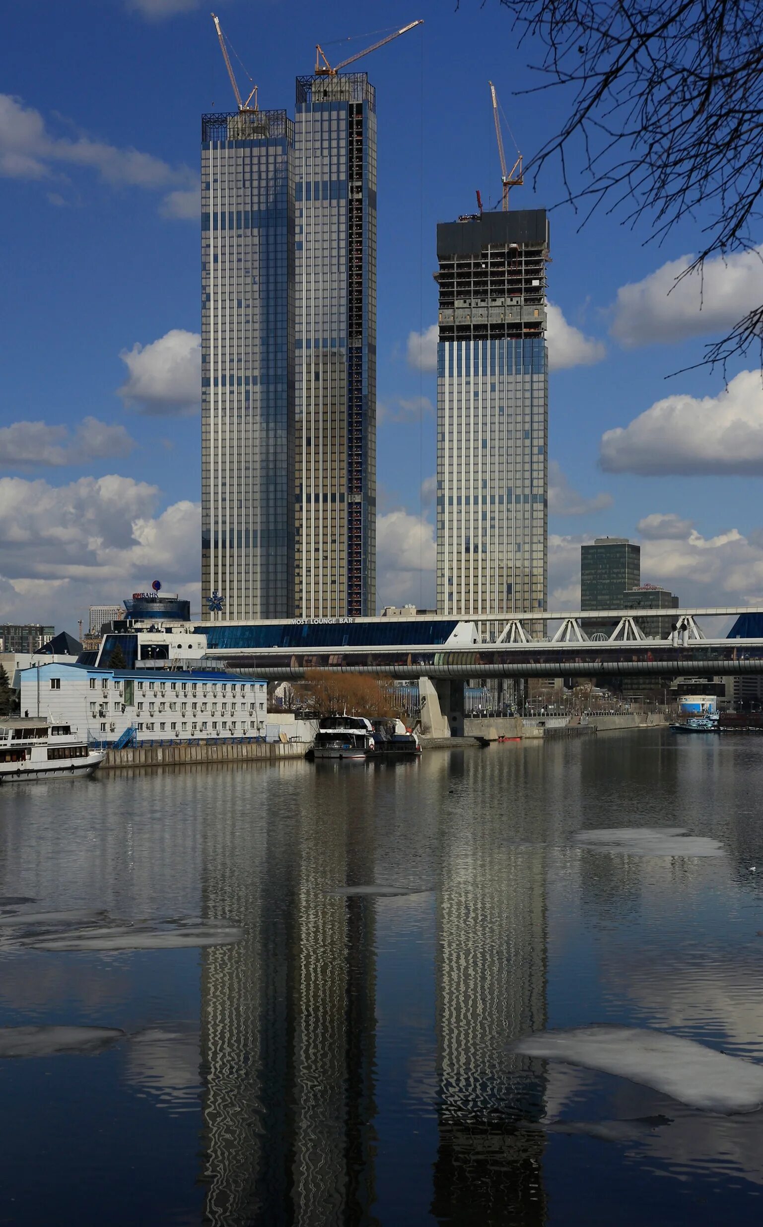 Кэпитал москва. Капитал тауэрс москва. Кэпитал москва. Москва сити кэпитал тауэрс. Кэпитал москва.