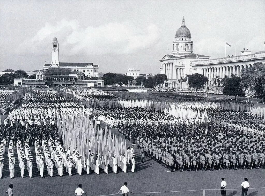 Парад 1966. Парад невинных. 1960 Парад. Независимость Сингапура в 1965 году. Парад проект