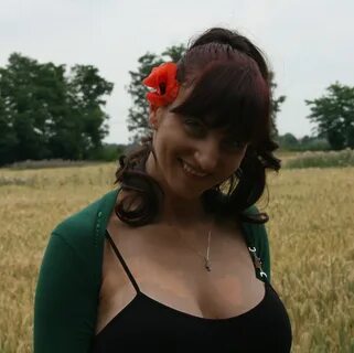 anna ciriani a pomeriggio cinque - kurkinatv.site.