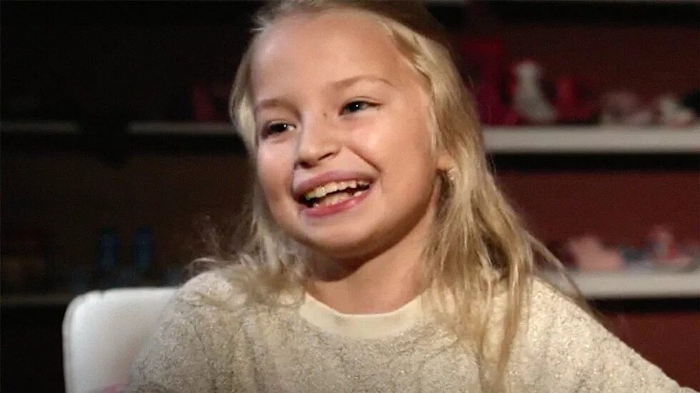 Варвара саранцева маша и медведь. Варя саранцева 2021. Варвару саранцеву. Варя саранцева 2021. Варвара саранцева сейчас.