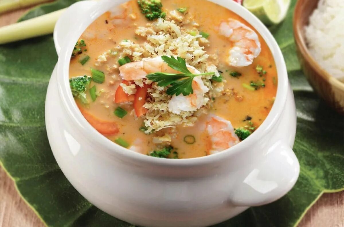 Суп "том ям" Tom Yam Soup. Для супа. Красивый суп. Суп красивый и вкусный.