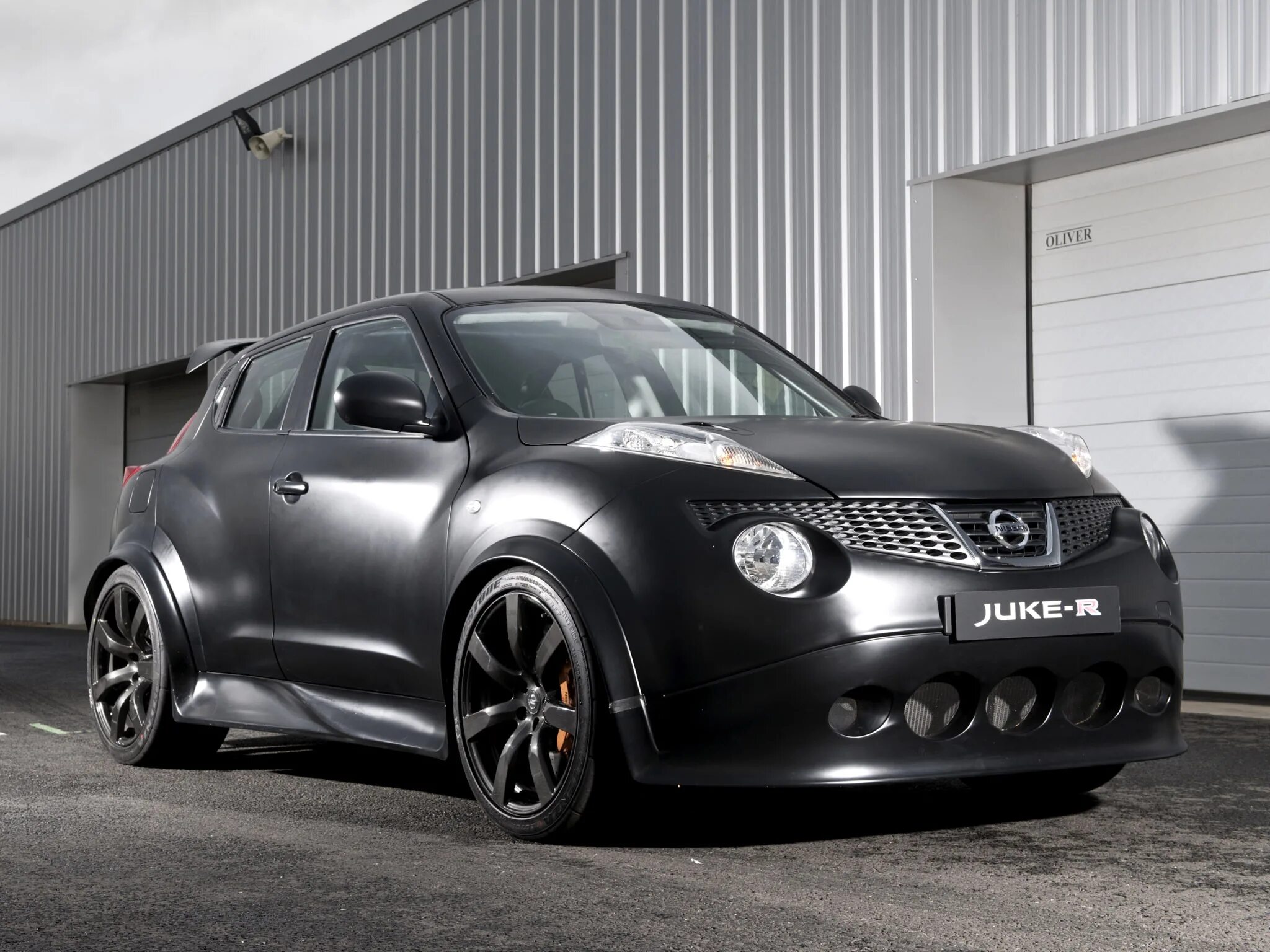 Машины похожие на ниссан. Nissan Juke r. Nissan Juke r 3.8. Nissan Juke GTR. Ниссан Жук 700лс.