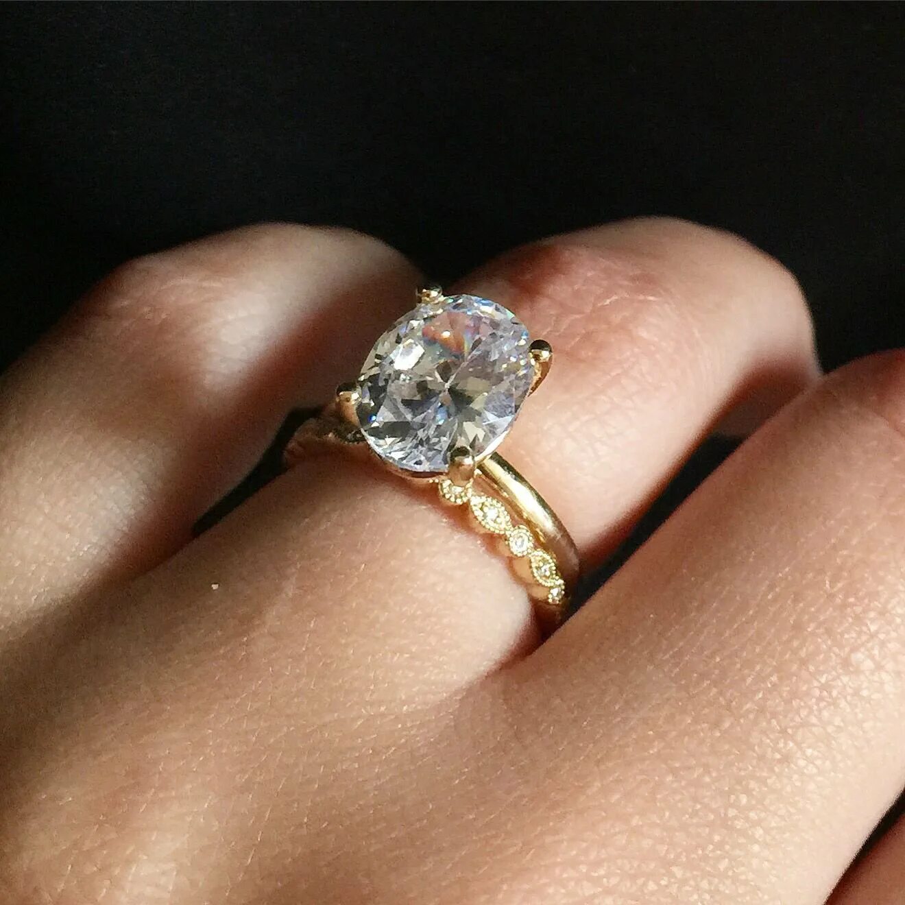 Сон кольца золотые камнями. Камень Солитер в кольце. Кольцо Солитер с крупным бриллиантом. Красивые кольца. Кольцо с камнем.